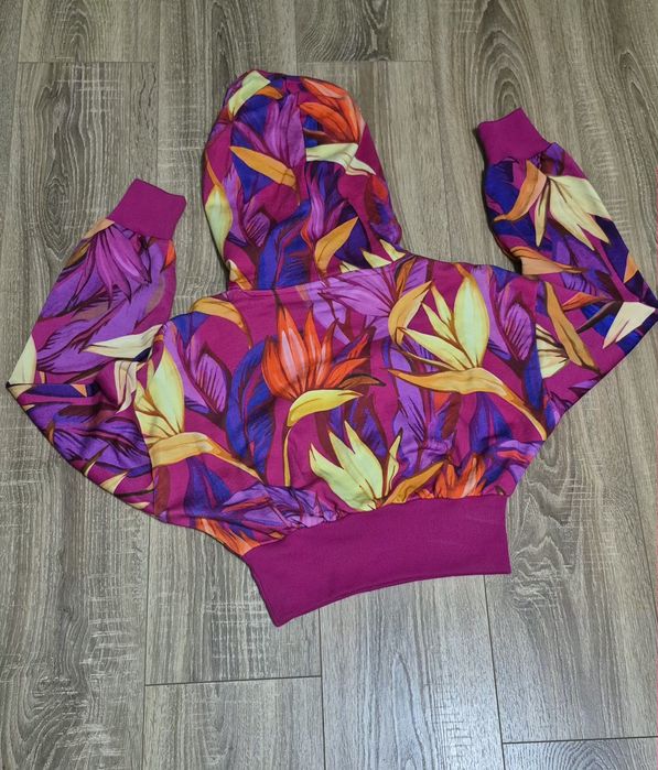 Hanorac cu gluga Adidas marime XS