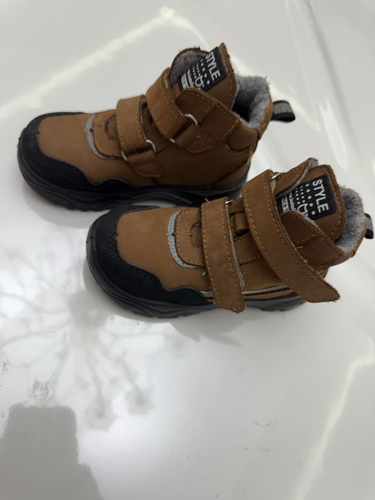 Ботинки. Осень-весна. 24 размер