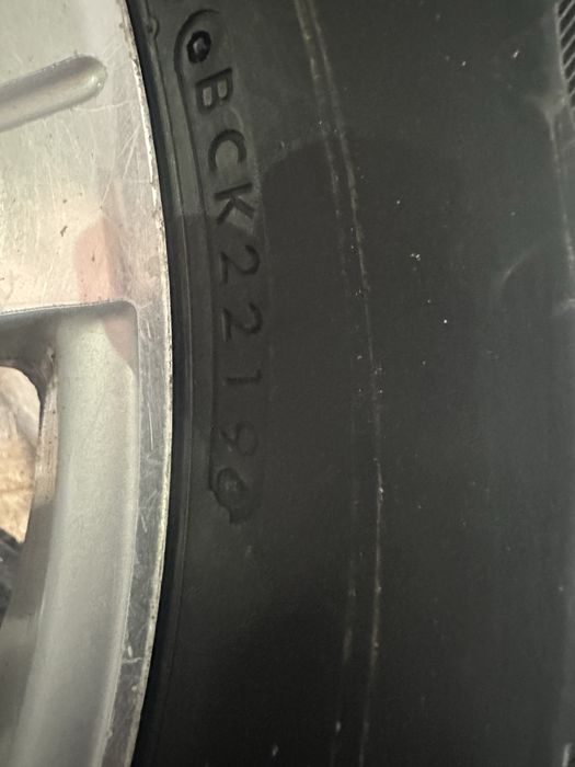 Диски с резиной LC100 продам