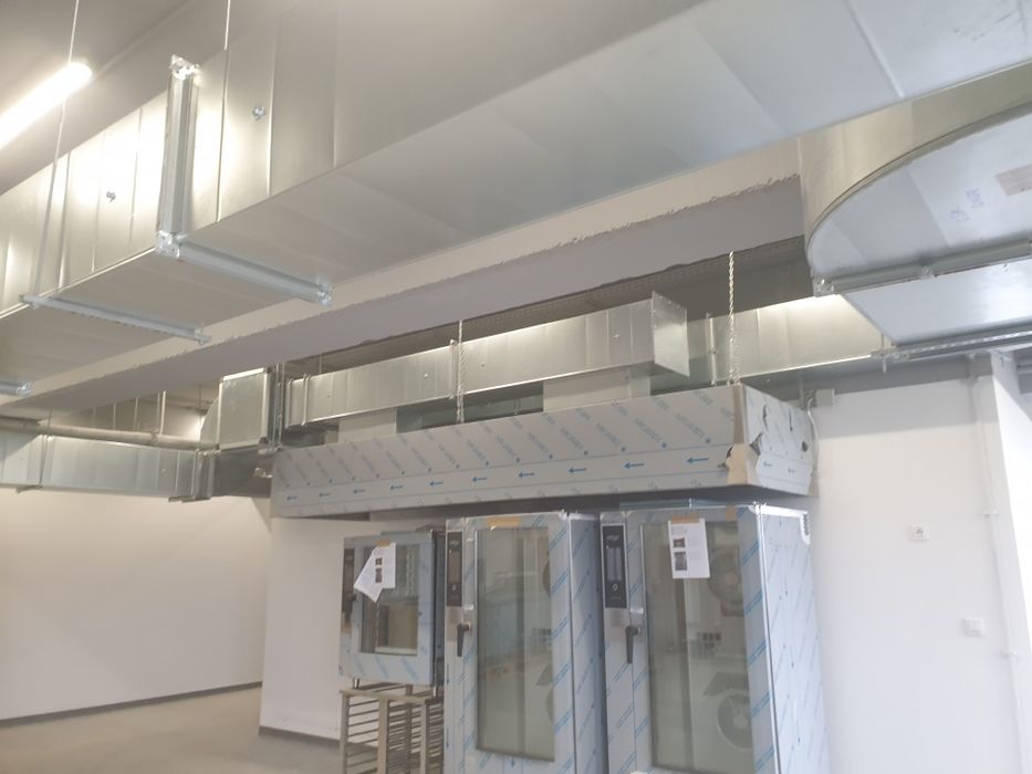 Montaj Hote INDUSTRIALE, Tubulaturi, Ventilatii si Cosuri Fum