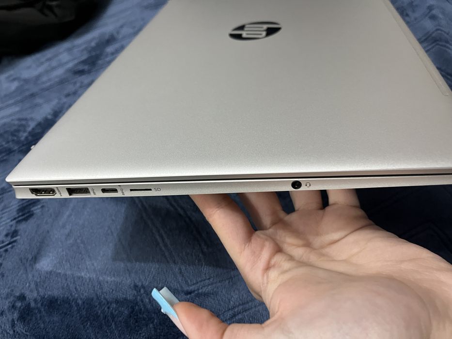 Laptop HP Pavilion 15-eh1xxx – Performant și ca nou