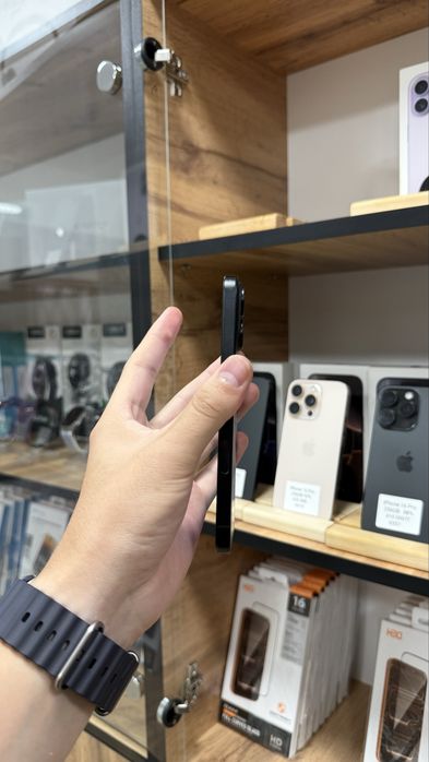 iPhone 16 256GB