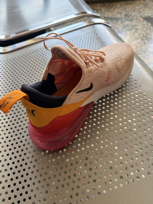Маратонки nike air max 270