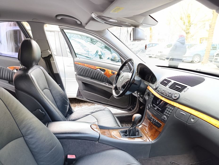 Mercedes W211 e220 - E Class vând/schimb