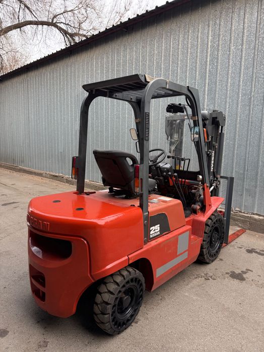 Вилочный Погрузчик Nissan PJ02