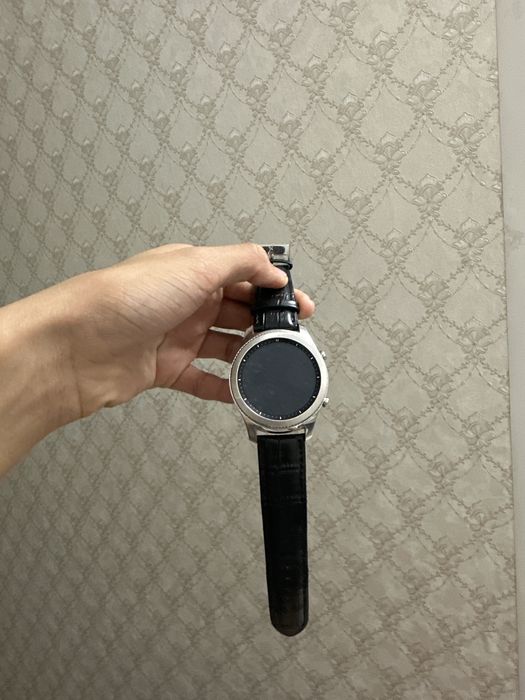 Часы Samsung Gear S3
