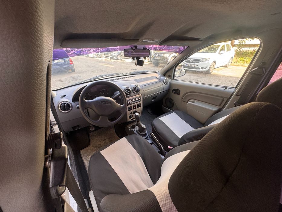 Dacia Logan 1.6 MPI (8V) + GPL / AC / Geamuri electrice / Consum mic