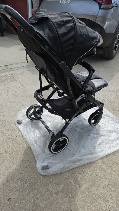 Продам детскую коляску