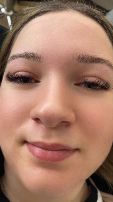 Extensii de gene pentru un look impecabil