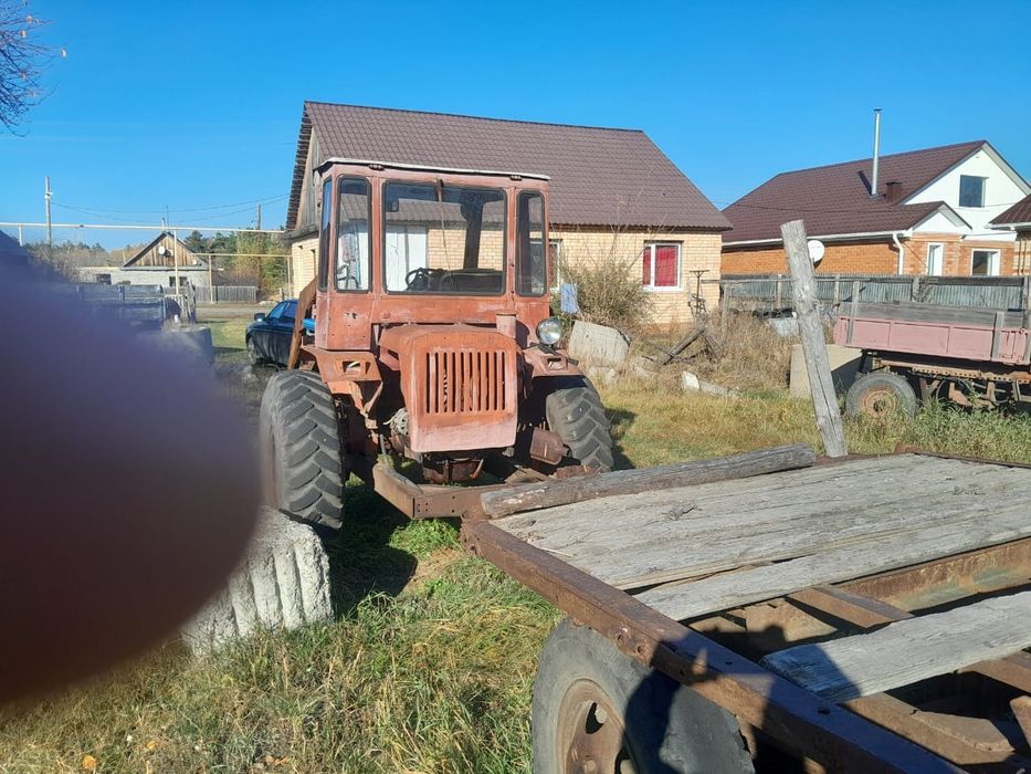 Продам трактор Т16
