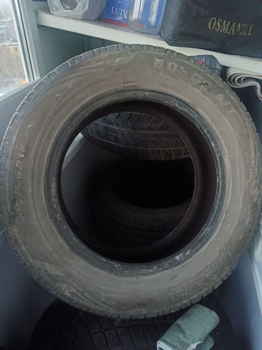 Шины для машины б/у
