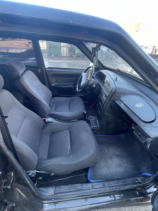 Продаю машину ваз 2115