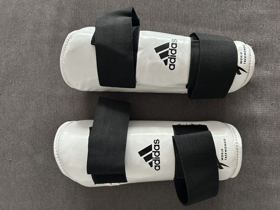 Protectii Antebrate Adidas Taekwondo WT, albe