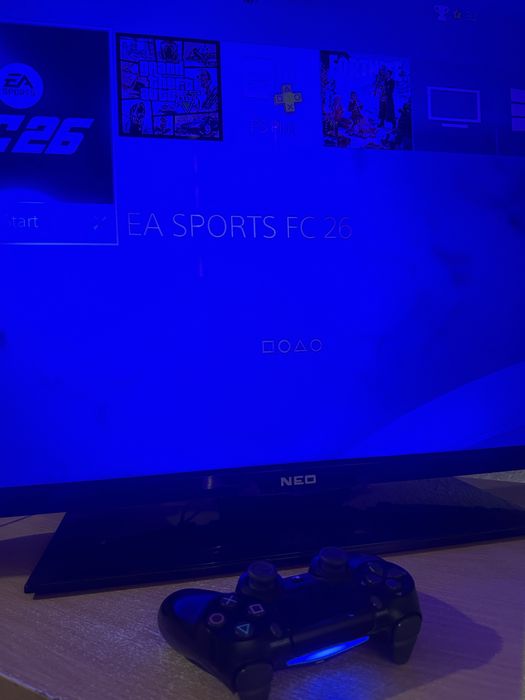 Playstation 4 + GTA5/FC26