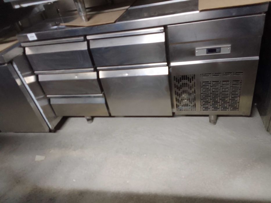 Стол холодильник. Оборудование