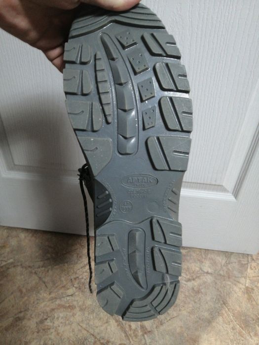 Новые Теплые высокие ботинки с мехом