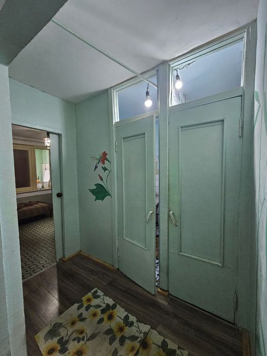 Продается 2 комнатная квартира с 6 метровой верандой. Можно в ИПОТЕКУ