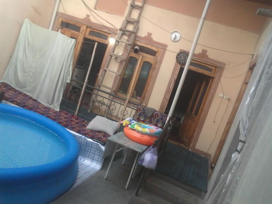 Уй сотилади маргилон автовокзал оркасиде коча 7-богча олдида