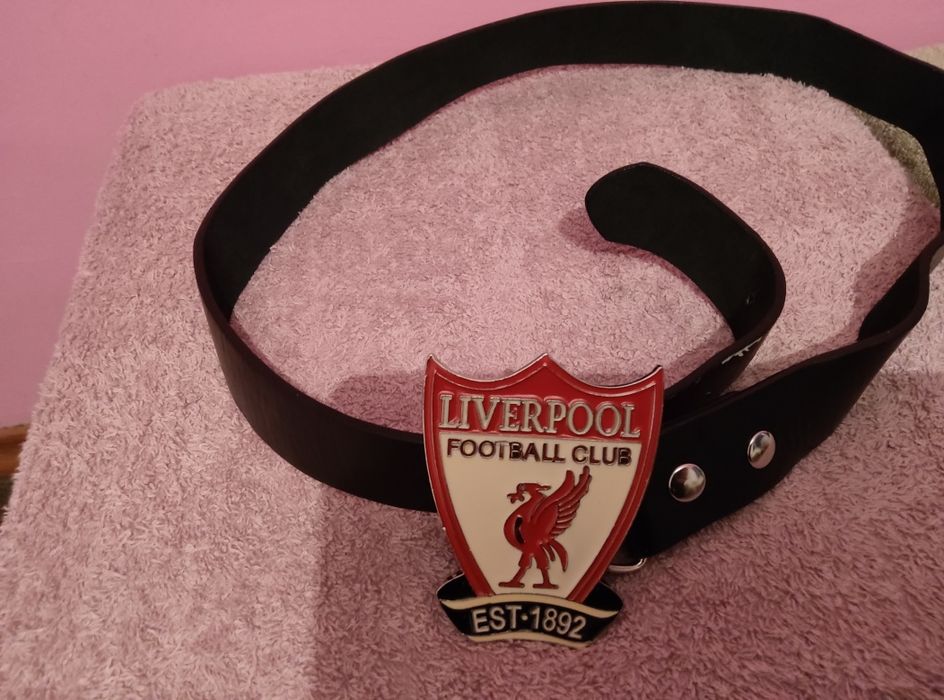 Liverpool/Ливърпул - колан и суичър