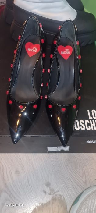 Love moshino токчета/ номер 38