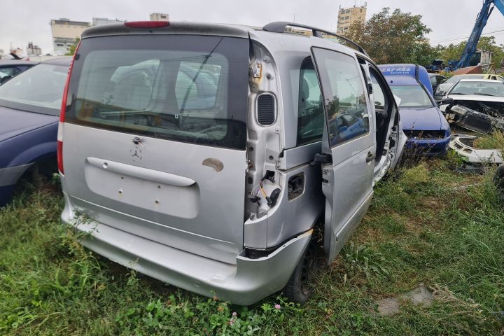 Piese Mercedes-Benz Vaneo W414