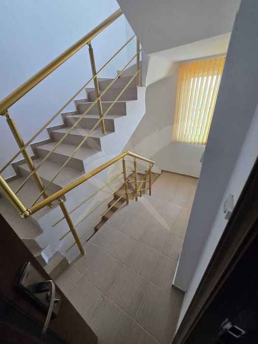 Продава се Тристаен апартамент в Несебър - 94 кв.м за 1043 €/кв.м - Снимка #3