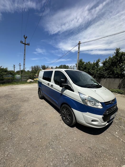Ford Transit Custom 5 locuri