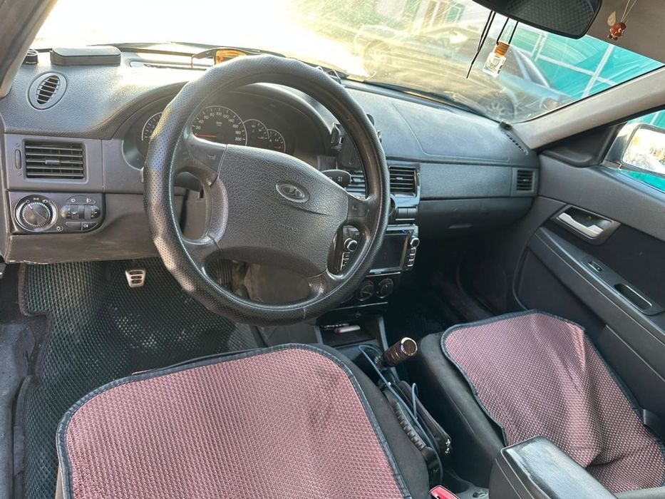 Приора хэтчбек 2172