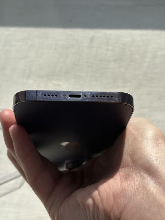 Продам айфон 14 про макс