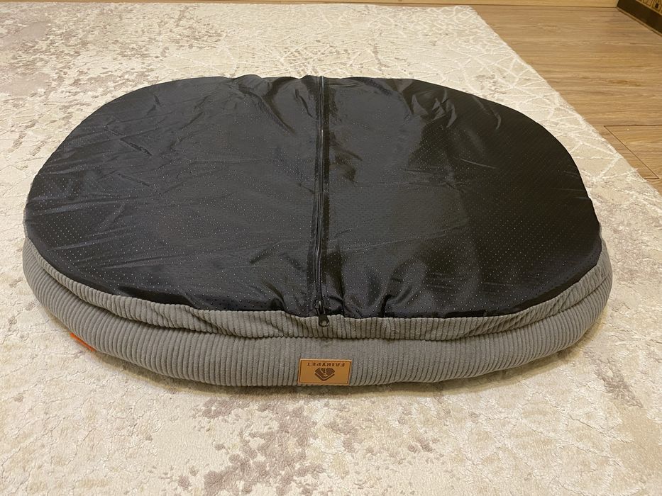 Лежанка для питомцев