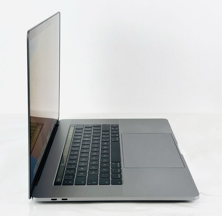 Macbook Pro 15 2018 i7 2,2Ghz 32RAM 1TB Space Gray Гаранция!