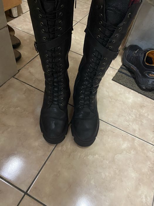 Продам зимние сапоги