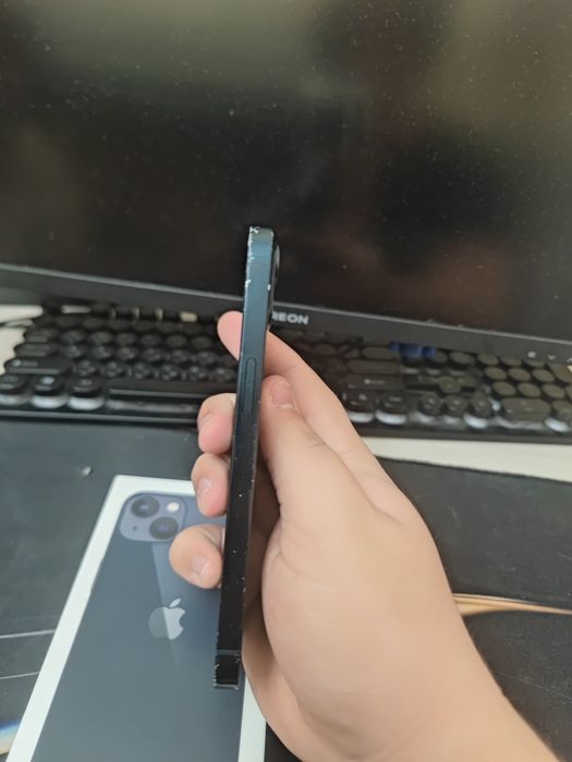 продам айфон 13 128gb