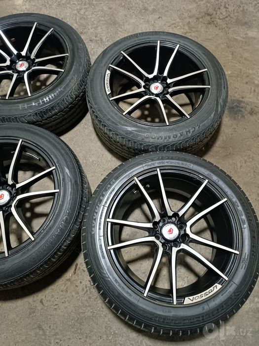 Vossen Diska Balon Cobaltga 215 55 R17 Holati Yaxshi