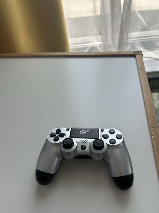 Playstation 4 slim 500GB
