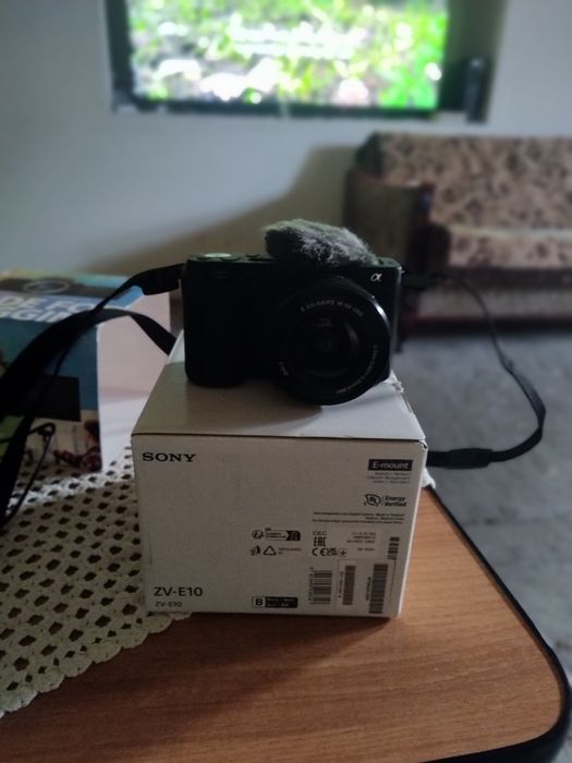Sony Zv-E10 cu sau fara obiectiv