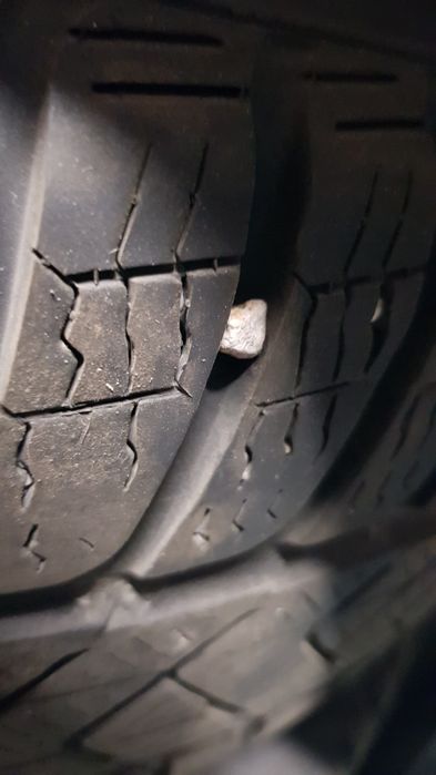 235х45х19 зимни гуми