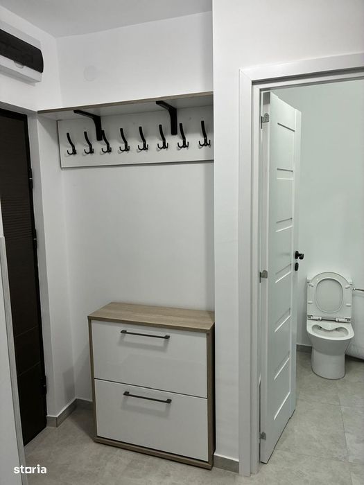 Apartament de închiriat 3 camere renovat | Ultracentral, Campina