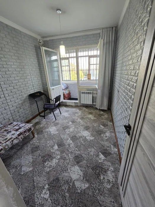 Без маклер. 3 хонали квартира ижарага берилади.