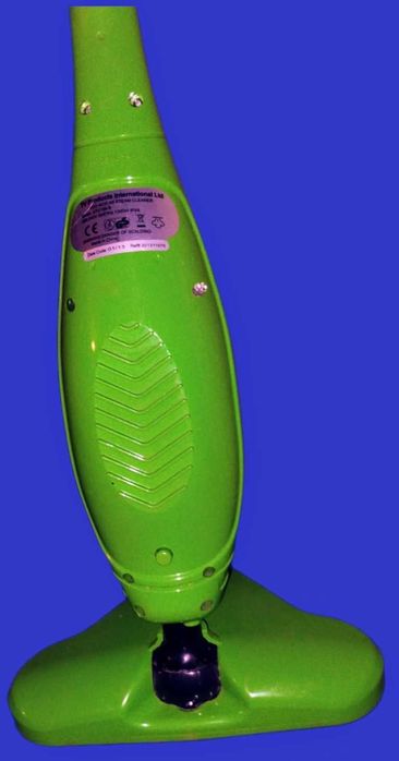 КАТО НОВА парочистачка, цвят зелен. Цена 80 лв.