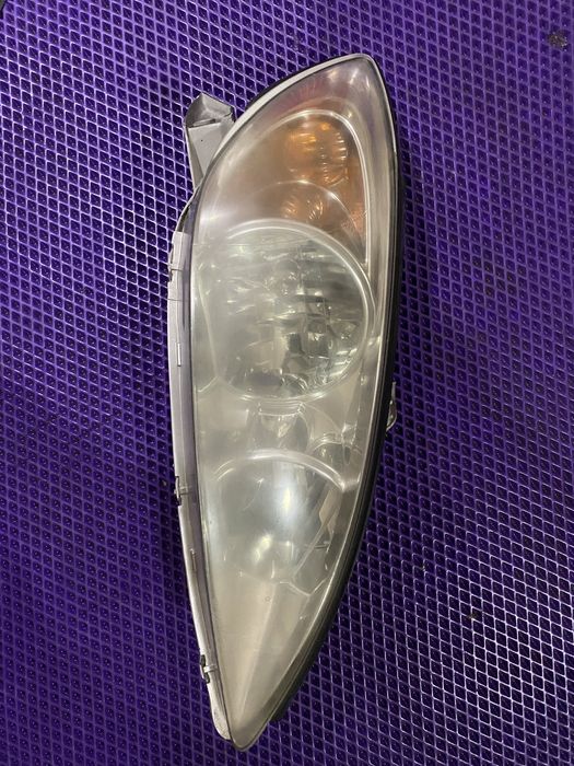 Фара камри 30 Американец