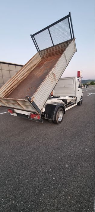 Mercedes Sprinter 2.7, basculabil pe 3 părți