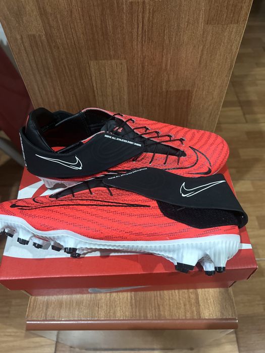 Nike Phantom GT2 Academy FlyEase MG