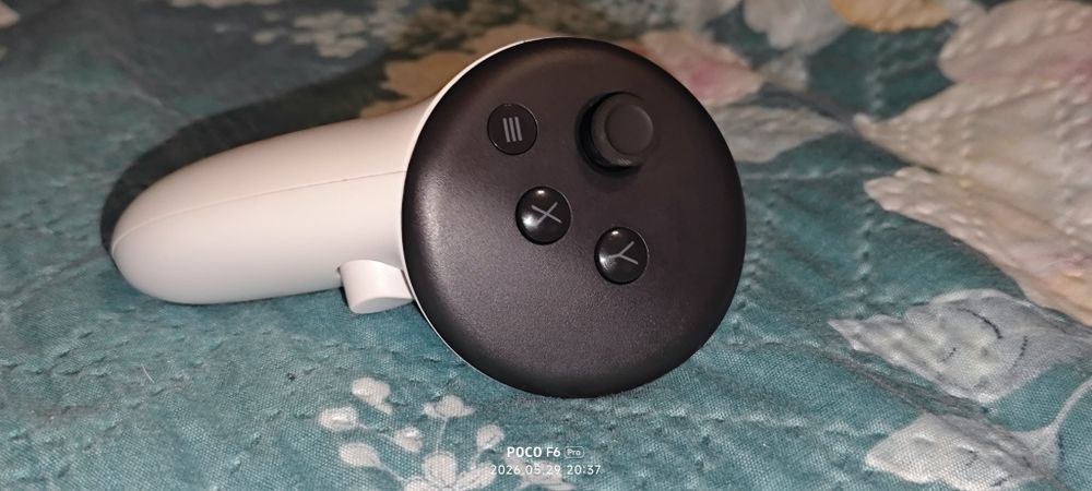 Шлем виртуальной реальности Meta Quest 3s