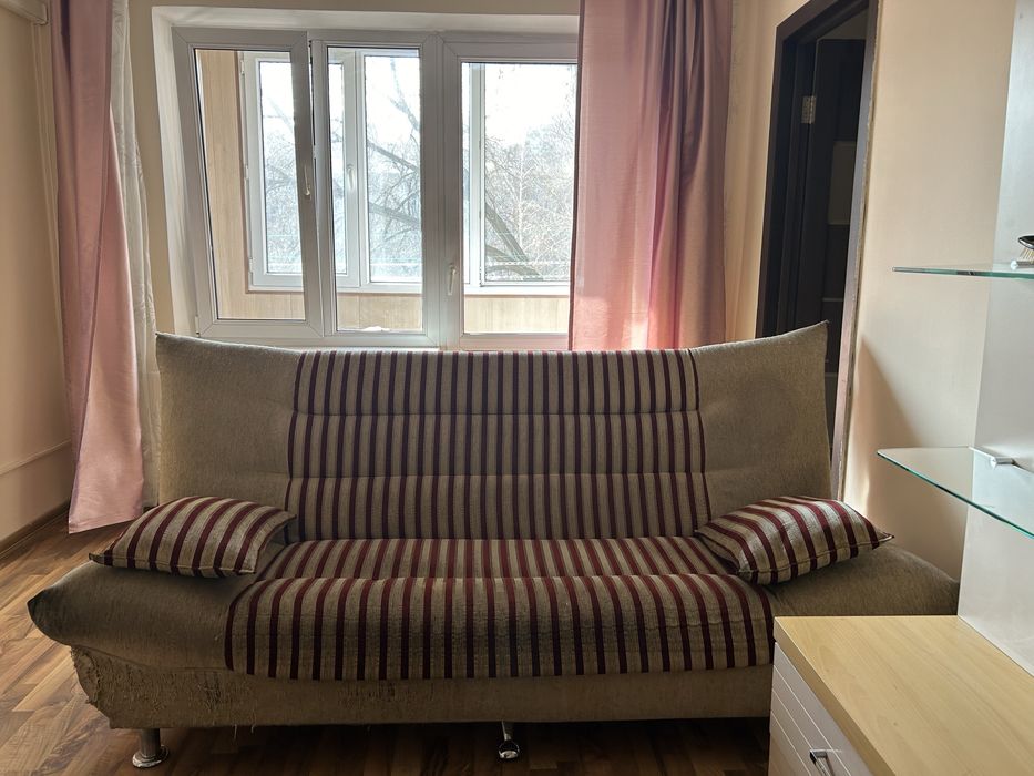 Отдаю бесплатно Диван