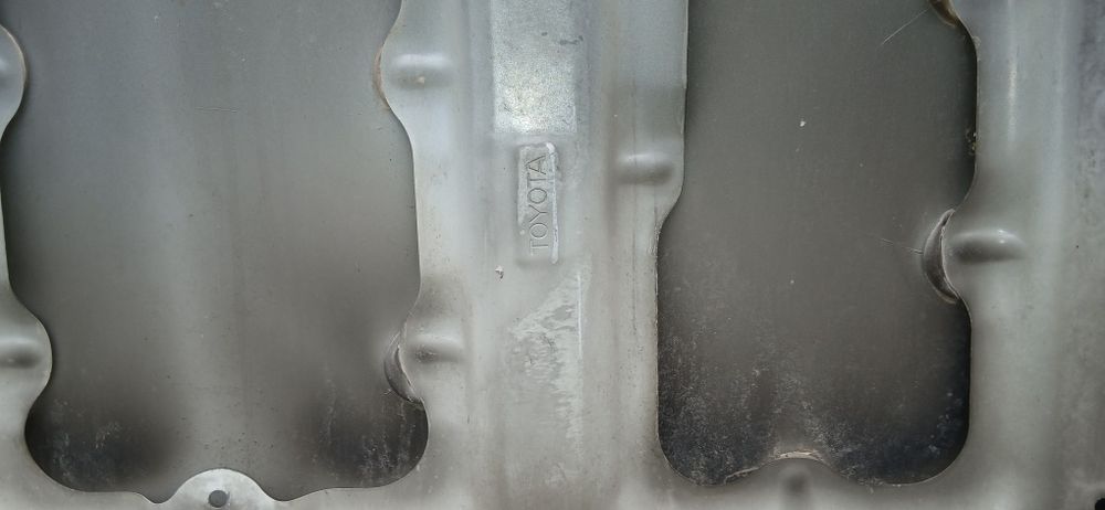 Тайота L200 капоты сатылады