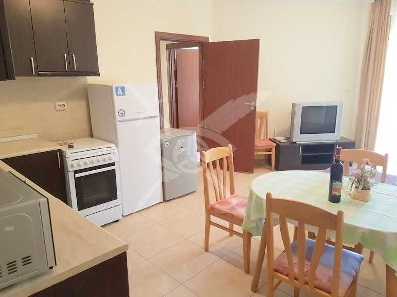 Тристаен апартамент в Несебър 52179