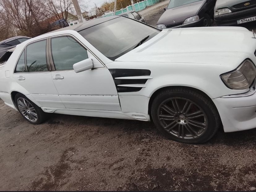 Продам мерседес 140