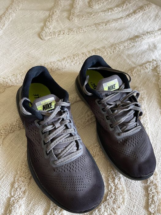 Pantofi de alergare dama Nike H2O Repel