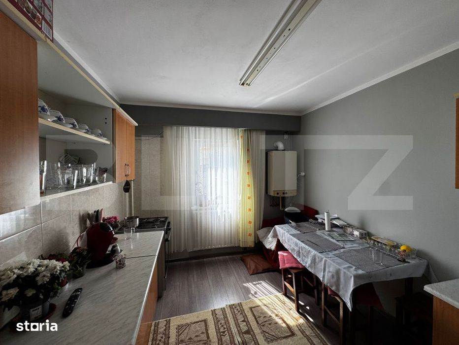 Apartament 3 camere,64 mp, zona Ampoi 3